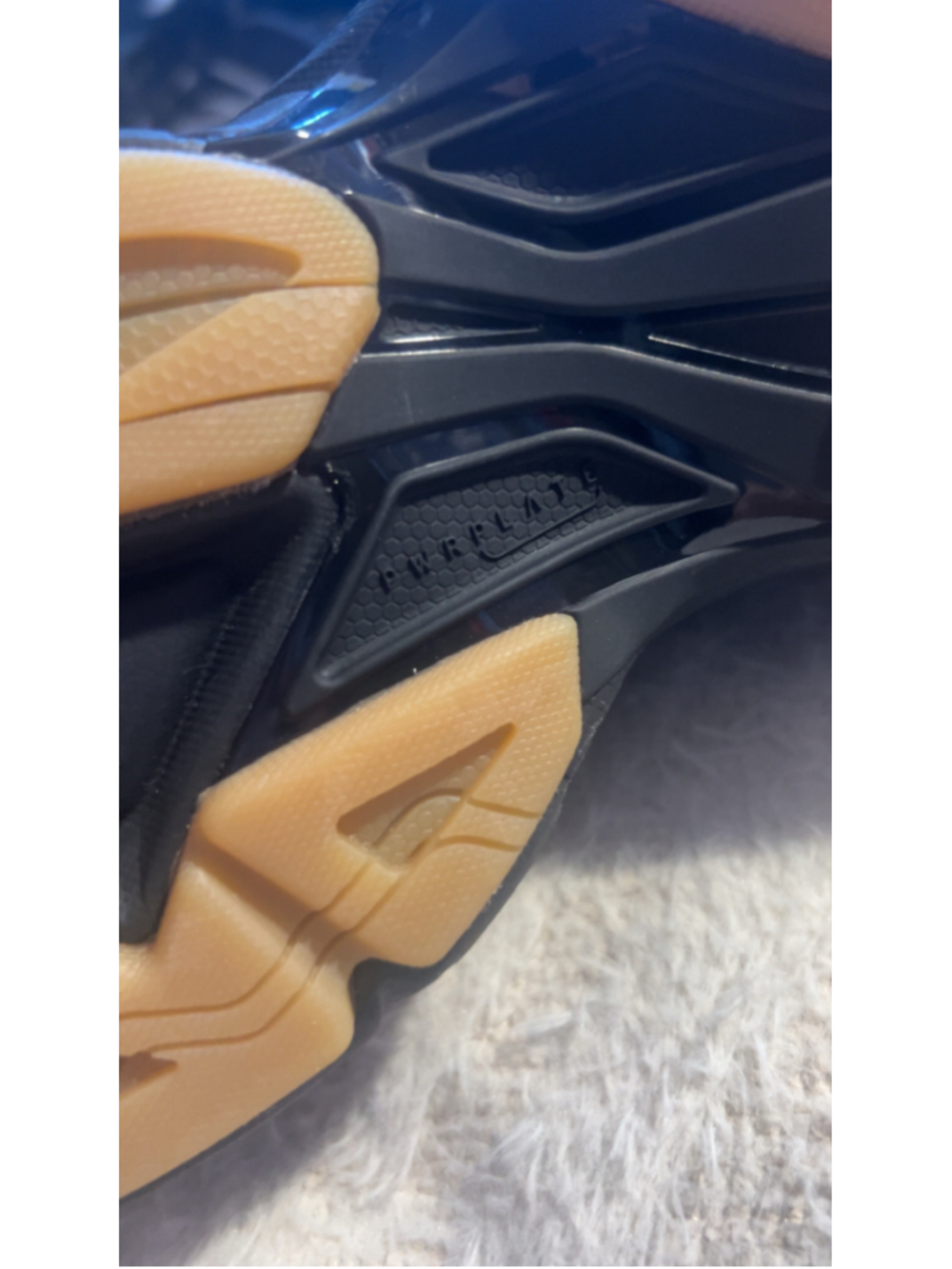 Women's Puma Velophasis Sneakers Black Silver Size 9 - Picture 11 of 11